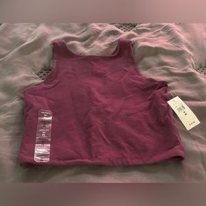 NWT Girls Eggplant GapFit Top size M (8)